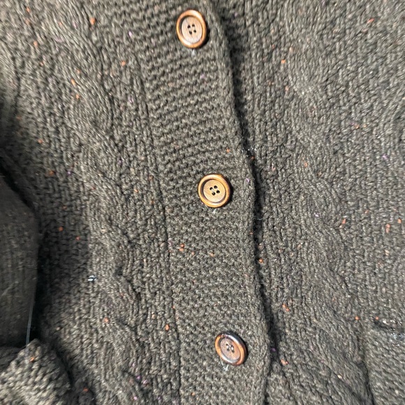 Eddie Bauer wool sweater - Picture 4 of 9